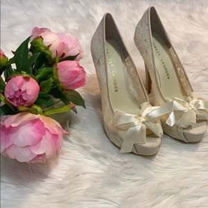 Chinese Laundry lace peep toe pumps NIB
